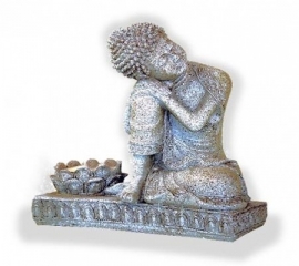 boeddha in rusthouding met theelicht houder 17 1/2 cm hoog