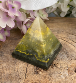 Jaspis Bumblebee piramide 5cm