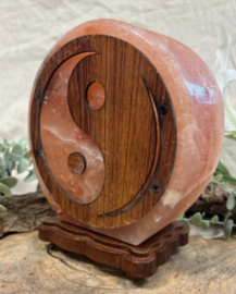 Zoutsteen lamp rond yin yang incl. elektra