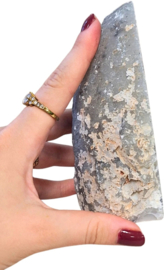 Agaat einden natuur uit Brazilië en is 13 cm