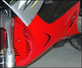 Yamaha Aerox onderspoilerset 3 delig Dmp rood