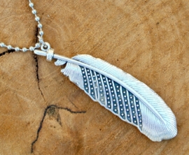 Feather necklace