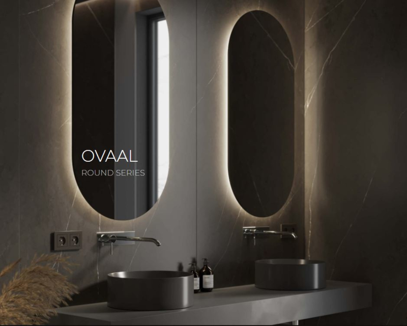Martens Designs Ovaal, MD ovale spiegel 450 x 900 mm, met indirecte verlichting rondom.