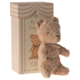 Maileg Knuffel beer in doosje, My First Teddy, Powder