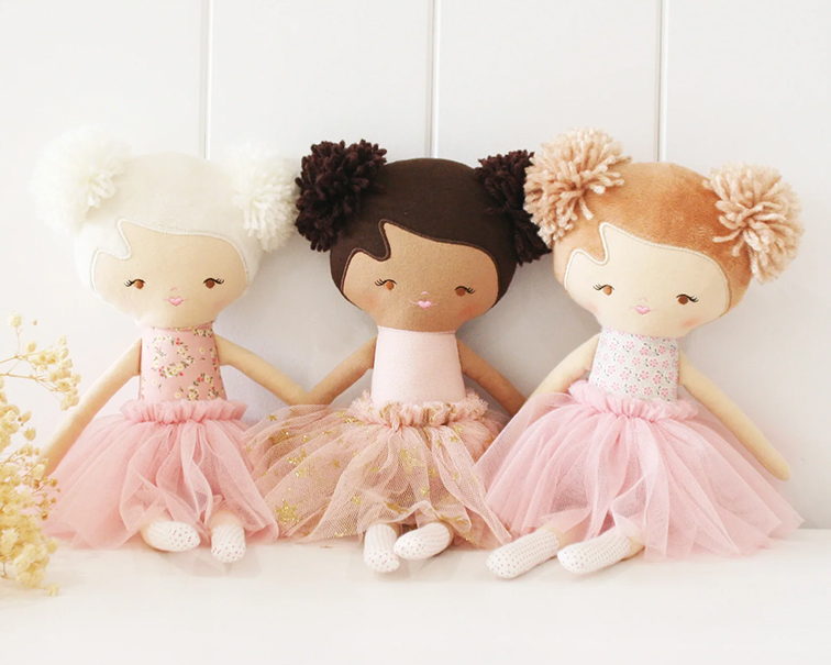Alimrose Knuffelpop, Madison Ballet Doll Ditsy Floral, 35 cm