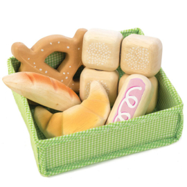 Mandje met brood - Tender Leaf Toys