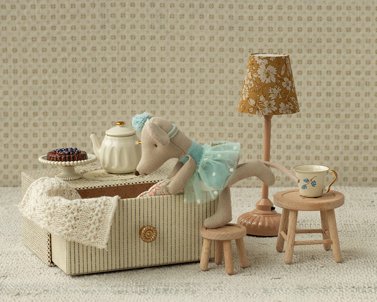Maileg Ballerina Muis in Daybed, Dance mouse in daybed II