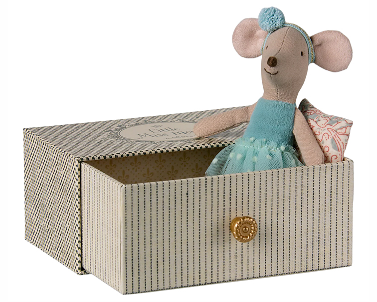Maileg Ballerina Muis in Daybed, Dance mouse in daybed II