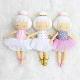 Alimrose Knuffelpop, Baby Ballerina Doll Gold Spot, 25 cm