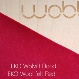 Wobbel original blank gelakt – vilt rood