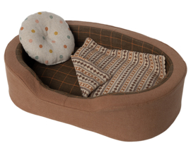 Maileg Knuffel Hondenmand, Dog basket - Brown