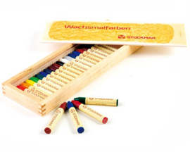 Stockmar Bijenwaskrijtjes, stiftjes 24 kleuren in houten kistje
