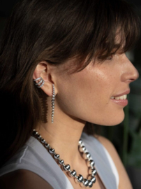 LANGE OORSTEKERS MET STRASS OP HET OOR / ZILVER