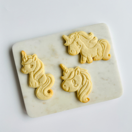 DIY box unicorns