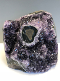 Amethyst geode