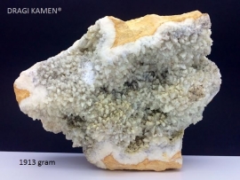 Witte Calciet geode, 1913 gram.