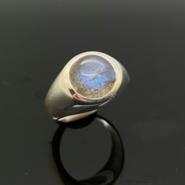 Labradoriet ring, 15,25 mm/48, 925 zilver