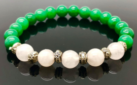 Handgemaakte armband met 8 mm groene jade en Roze kwarts/Rozenkwarts kralen.