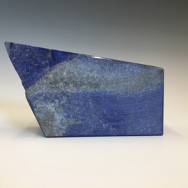 Lapis Lazuli geslepen stuk