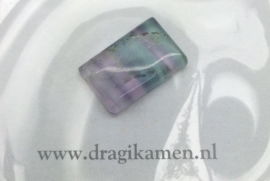 Met de hand geslepen fluoriet cabochon. Code: FLCA035