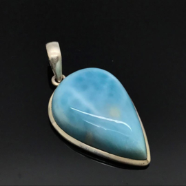 Larimar, handgeslepen in 925 zilveren zetting