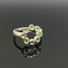 Peridoot ring 18,75 mm/59, 925 zilver