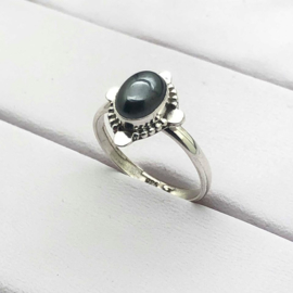 925/000 sterling zilveren ring met geslepen Hematiet, 17 mm / 53