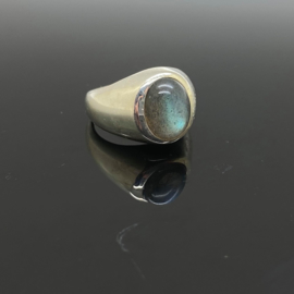 Labradoriet ring, 14,5 mm/46, 925 zilver