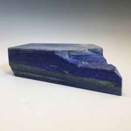 Lapis Lazuli geslepen stuk