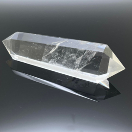 Dubbeleinder Bergkristal geslepen, 105 mm, 82 gram