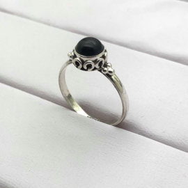 925/000 sterling zilveren ring met geslepen Onyx, 18 mm / 56