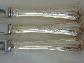 6 antike Messer mit Silbergriff