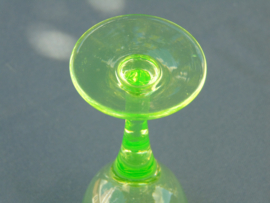 Uranium glazen bitter glaasje