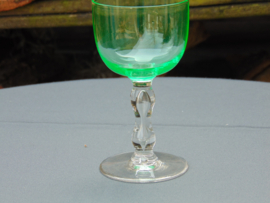 Uranium glazen wijnglas