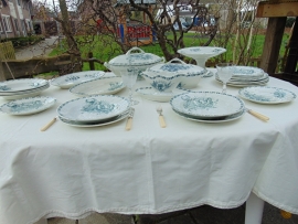 Antiek  servies "Moulin des Loups" (19)