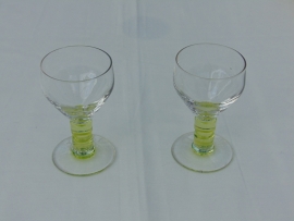 Annagroen(Uranium) glazen likeur glaasjes