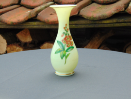 Beschilderd opaline vaasje