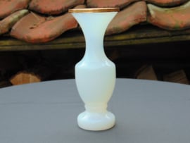 Opaline vaas