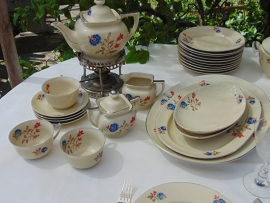 Antiek Cambridge Ivory servies (18)