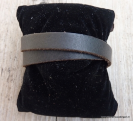 Gesp armband donkerbruin