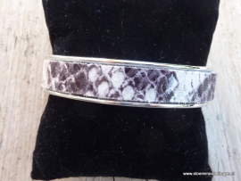 armband metaal grijs zwart slangenprint leder