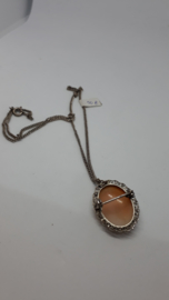 Cammee hanger/ broche