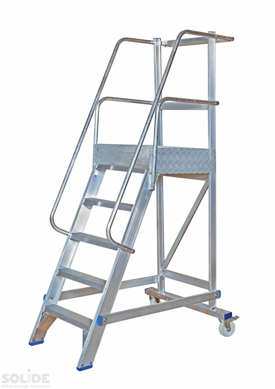 Bedrog hoogtepunt De controle krijgen Mobiele bordes trap MBT | solide-ladders