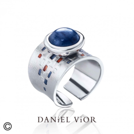 DANiEL ViOR EO Disthene Gray ring