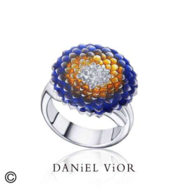 DANiEL ViOR ring Dalhia