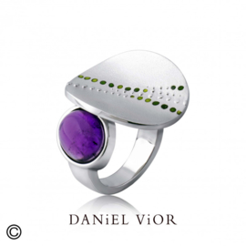 DANiEL ViOR Soro Amethyste ring