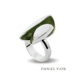 DANiEL ViOR Elitro ring