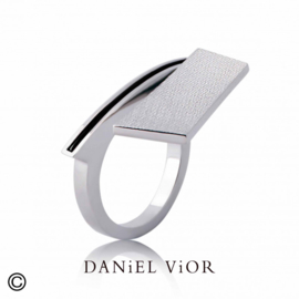 DANiEL ViOR TANGENT II Black ring