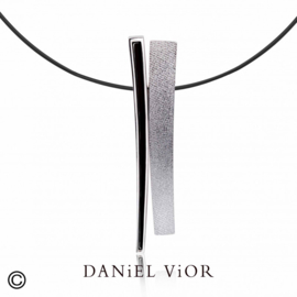 DANiEL ViOR TANGENT II Black collier