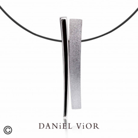 DANiEL ViOR TANGENT II Black oorbellen